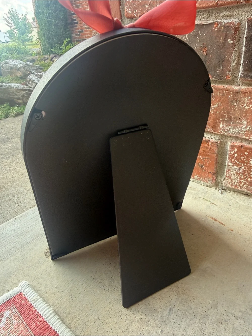 Black Arched Photo Frame with Burgundy Bow and Ghost Art